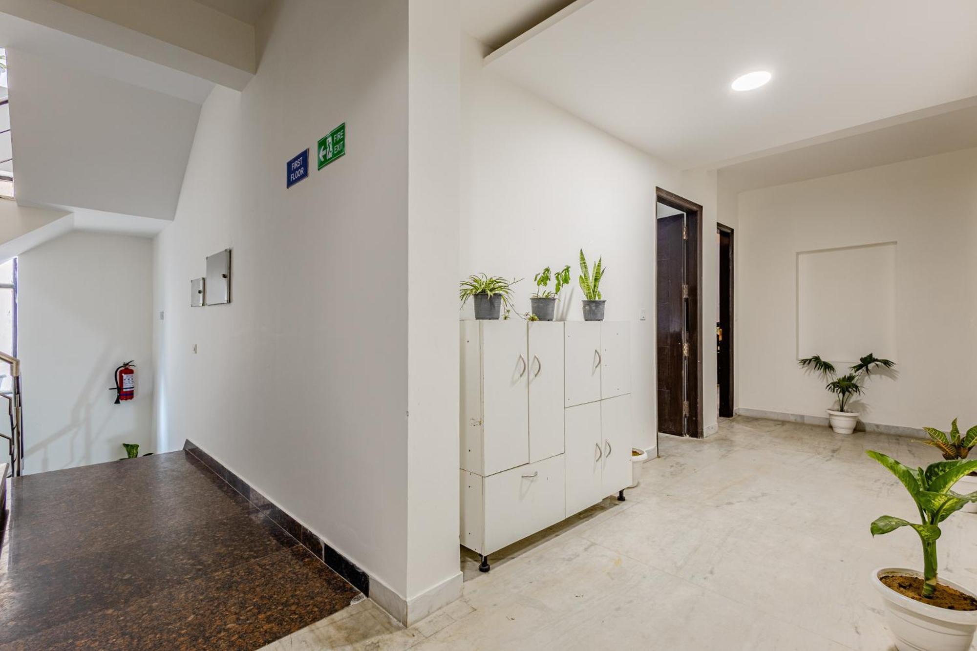 Lime Tree Service Apartment Golf Course Road, 구르가온 외부 사진