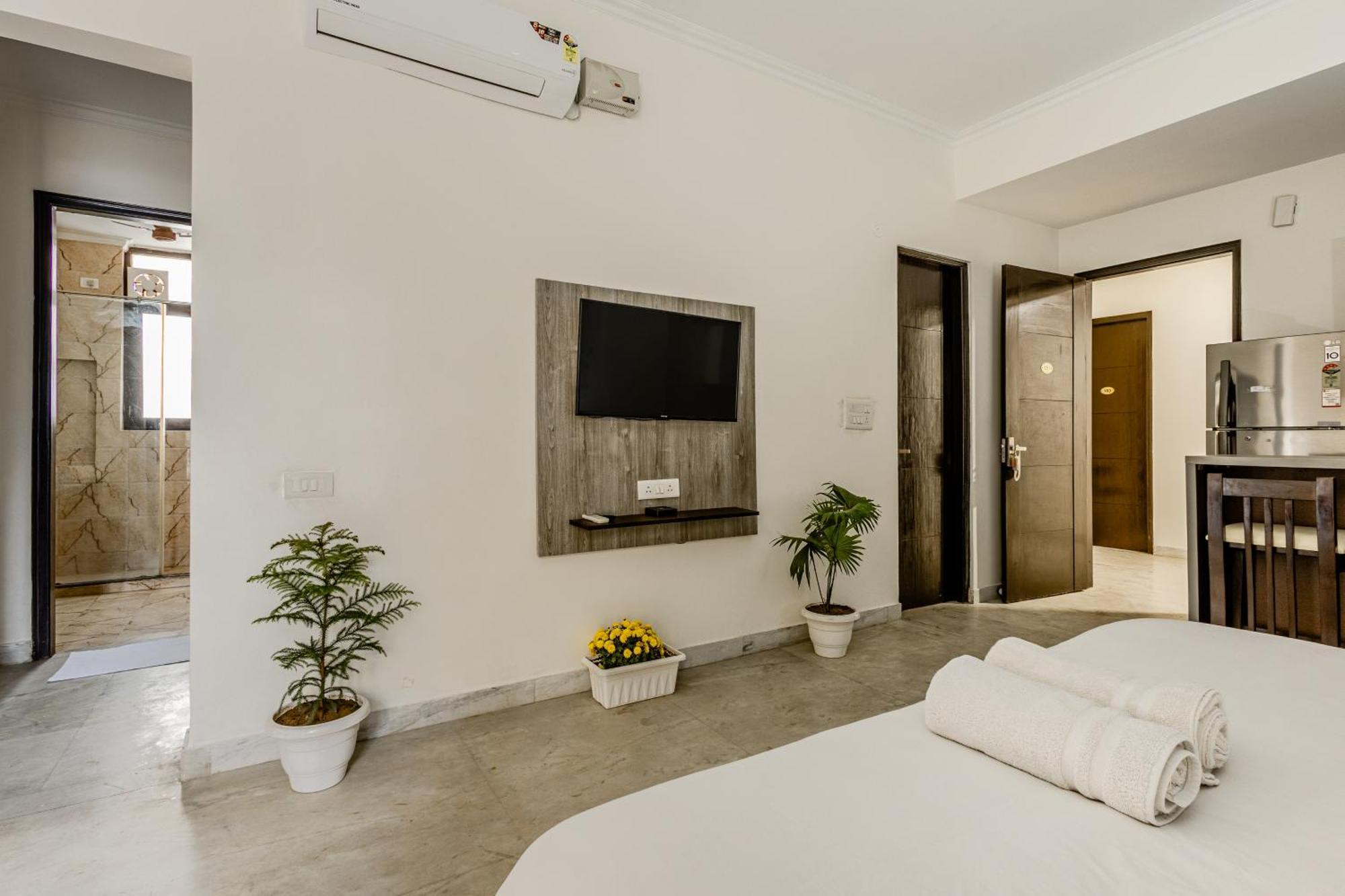 Lime Tree Service Apartment Golf Course Road, 구르가온 외부 사진