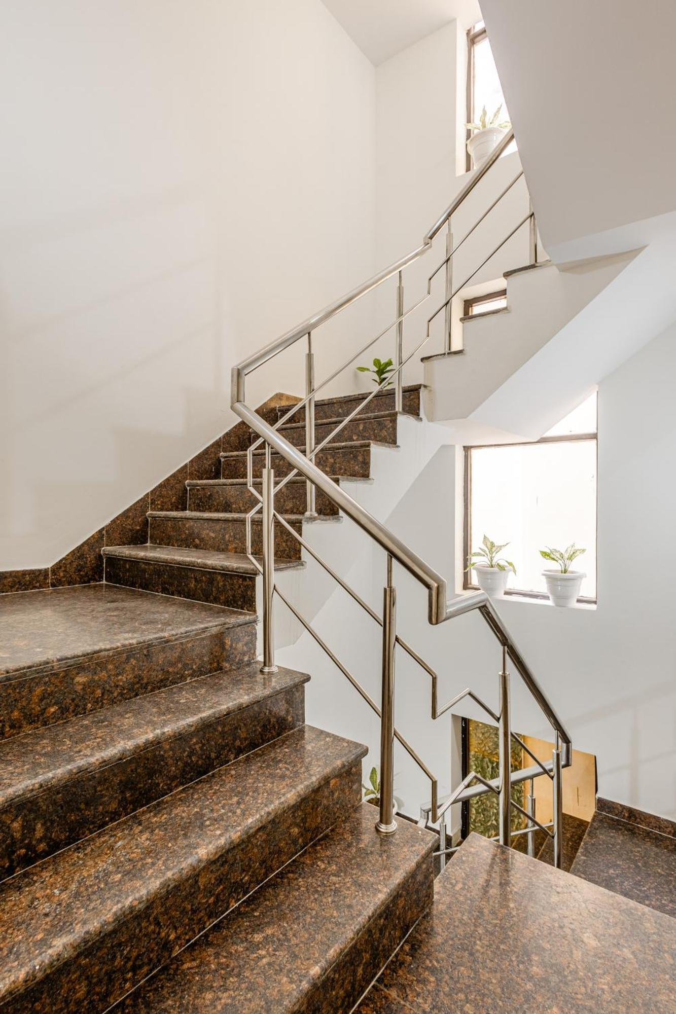 Lime Tree Service Apartment Golf Course Road, 구르가온 외부 사진