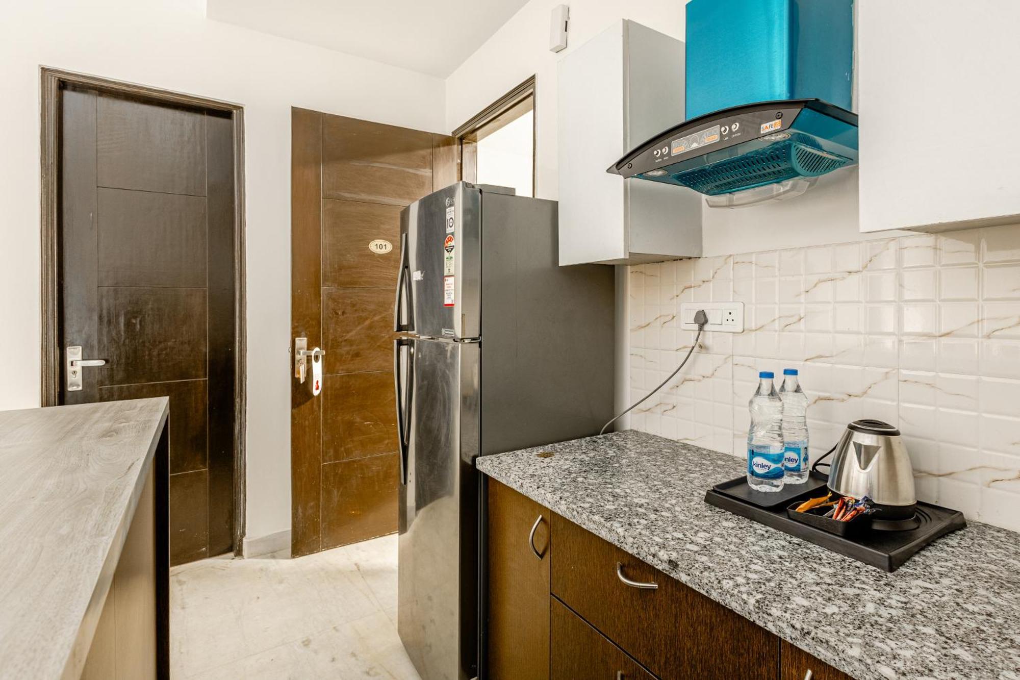 Lime Tree Service Apartment Golf Course Road, 구르가온 외부 사진